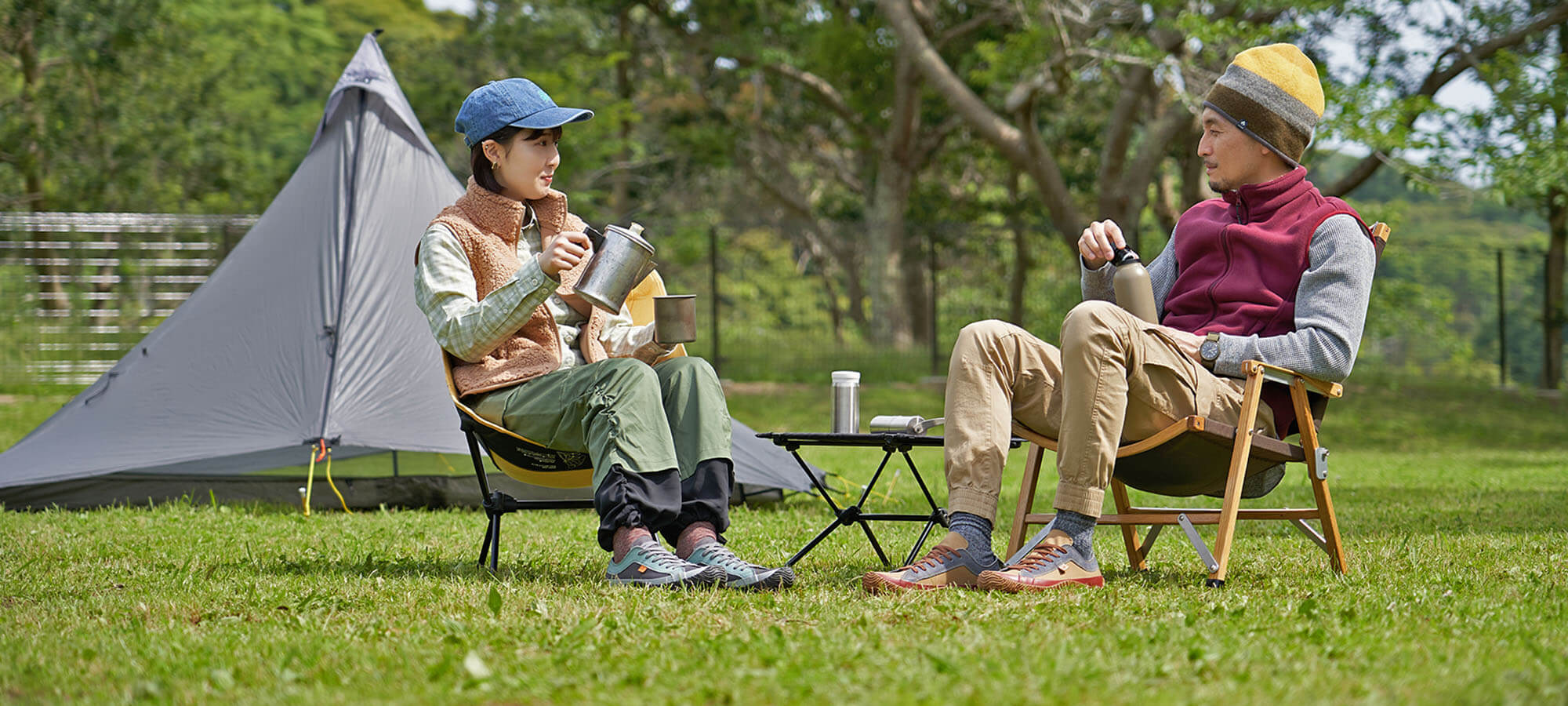 キャンプの醍醐味・焚き火に持ってこいの難燃素材スニーカー「SPM-182」