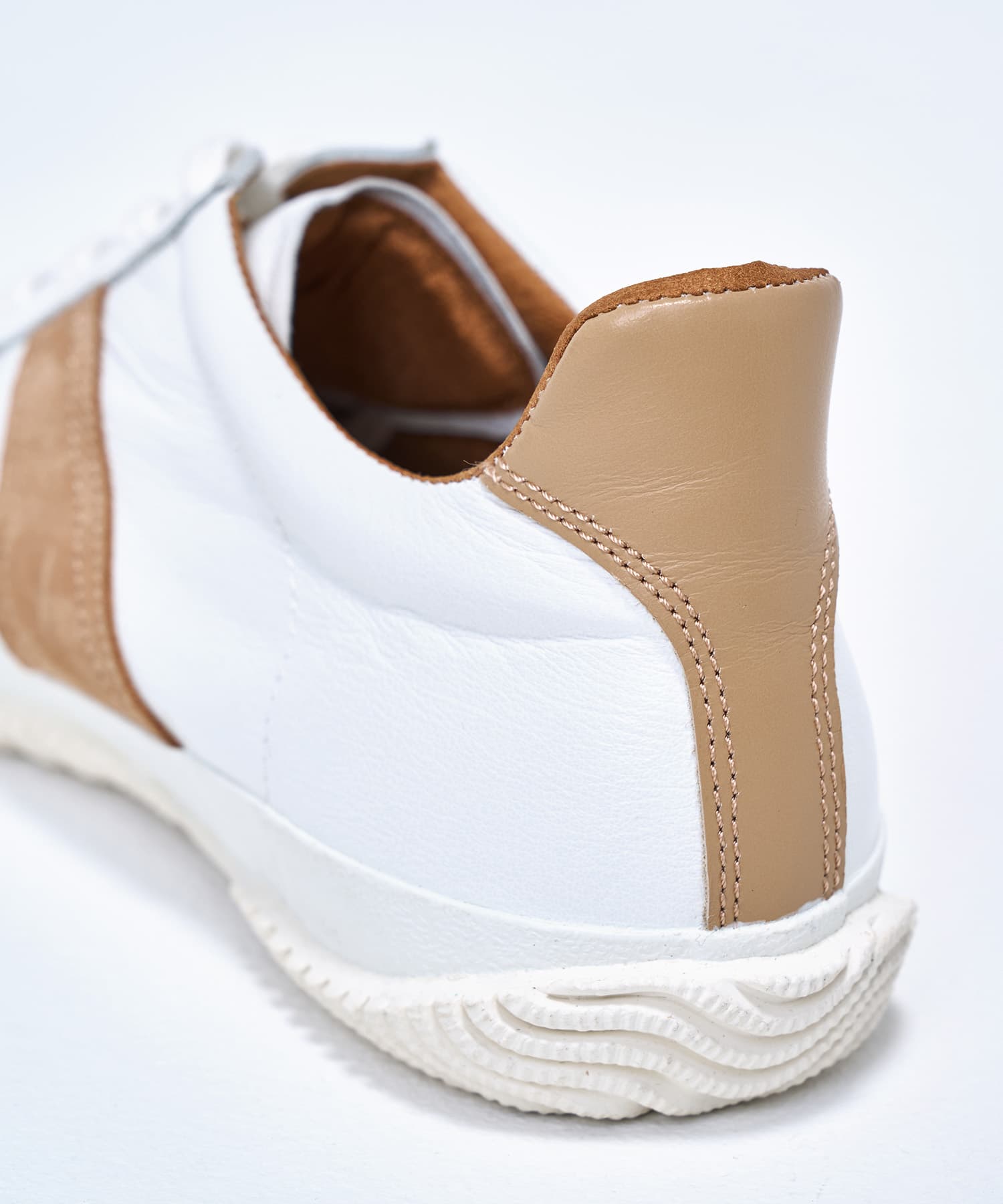 SP-1047 White/Beige - SPINGLE