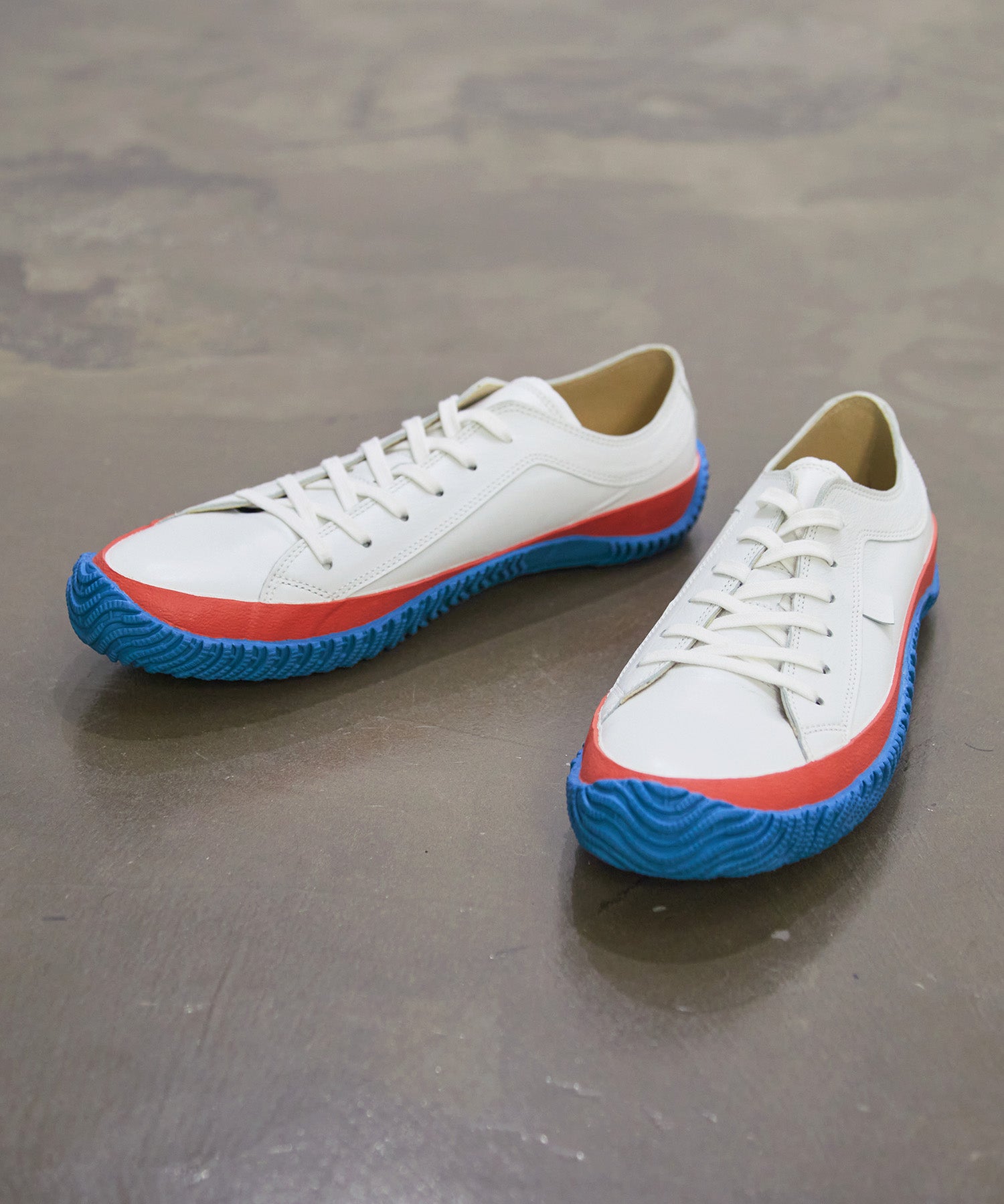 SP-110 White/Blue - SPINGLE