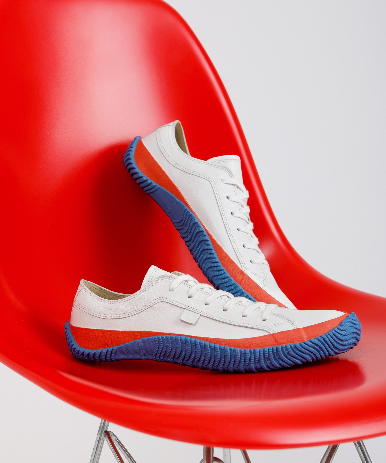 SP-110 White/Blue - SPINGLE