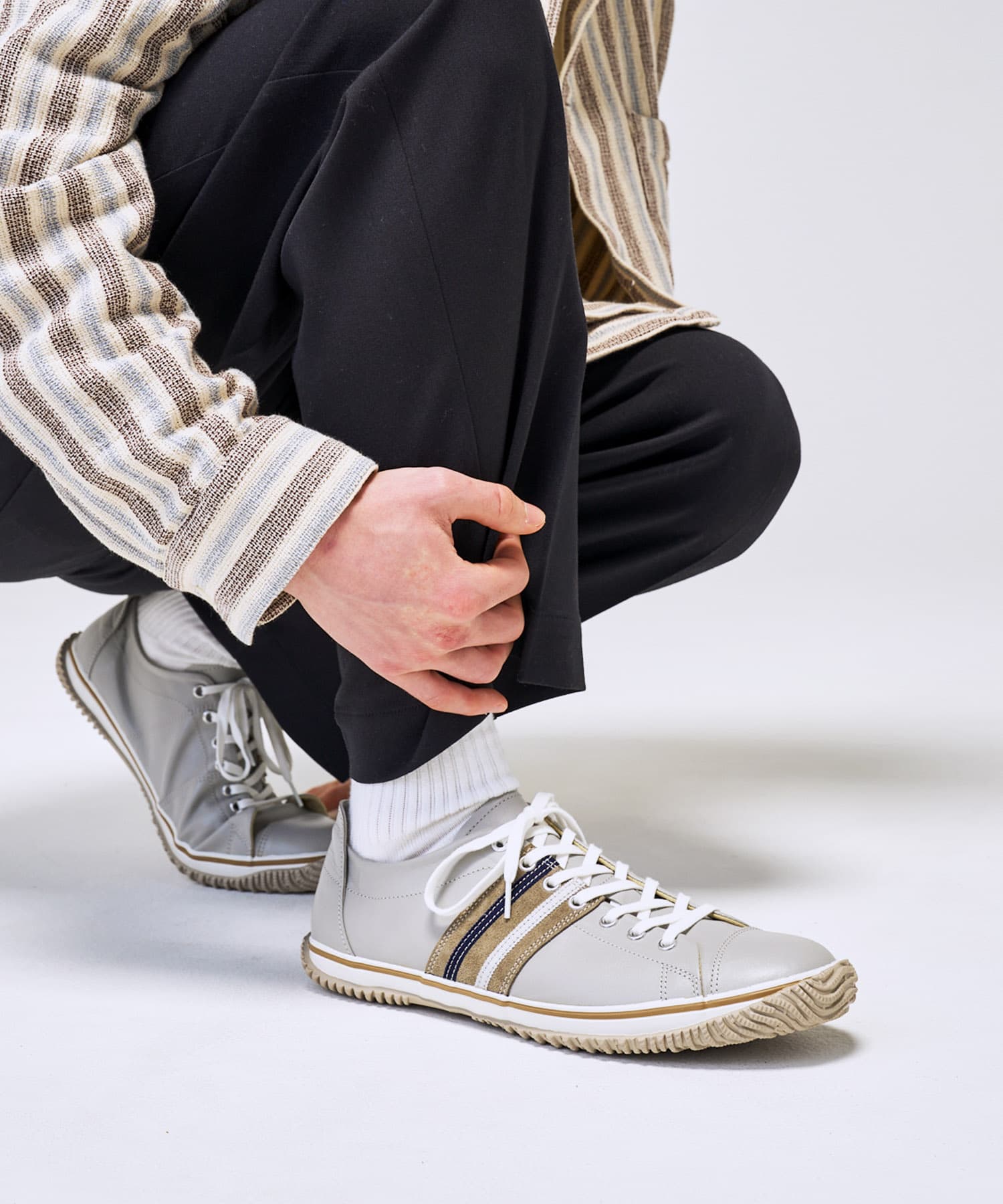 SP-198 Light Gray - SPINGLE