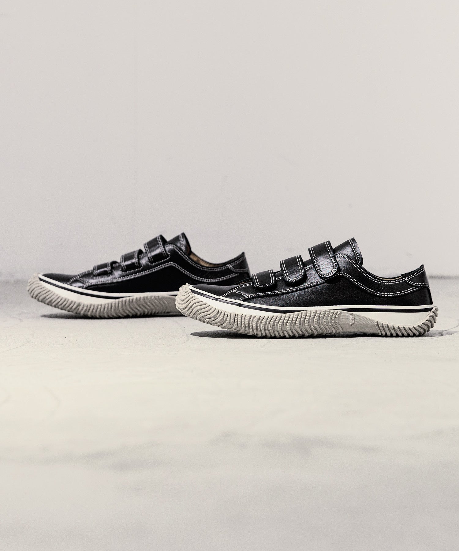 SP-211 Black - SPINGLE