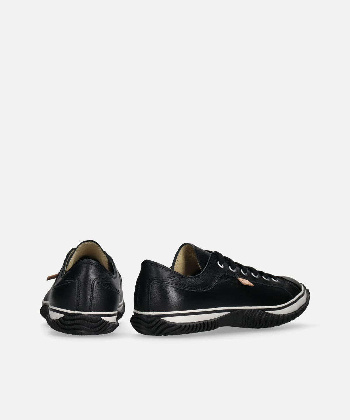 SP-219R Black
