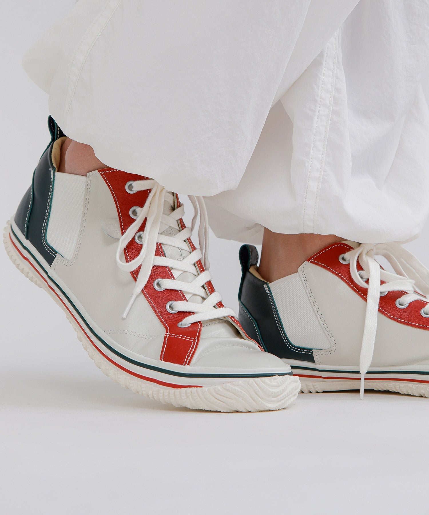 SP-442 Ivory/Aka - SPINGLE