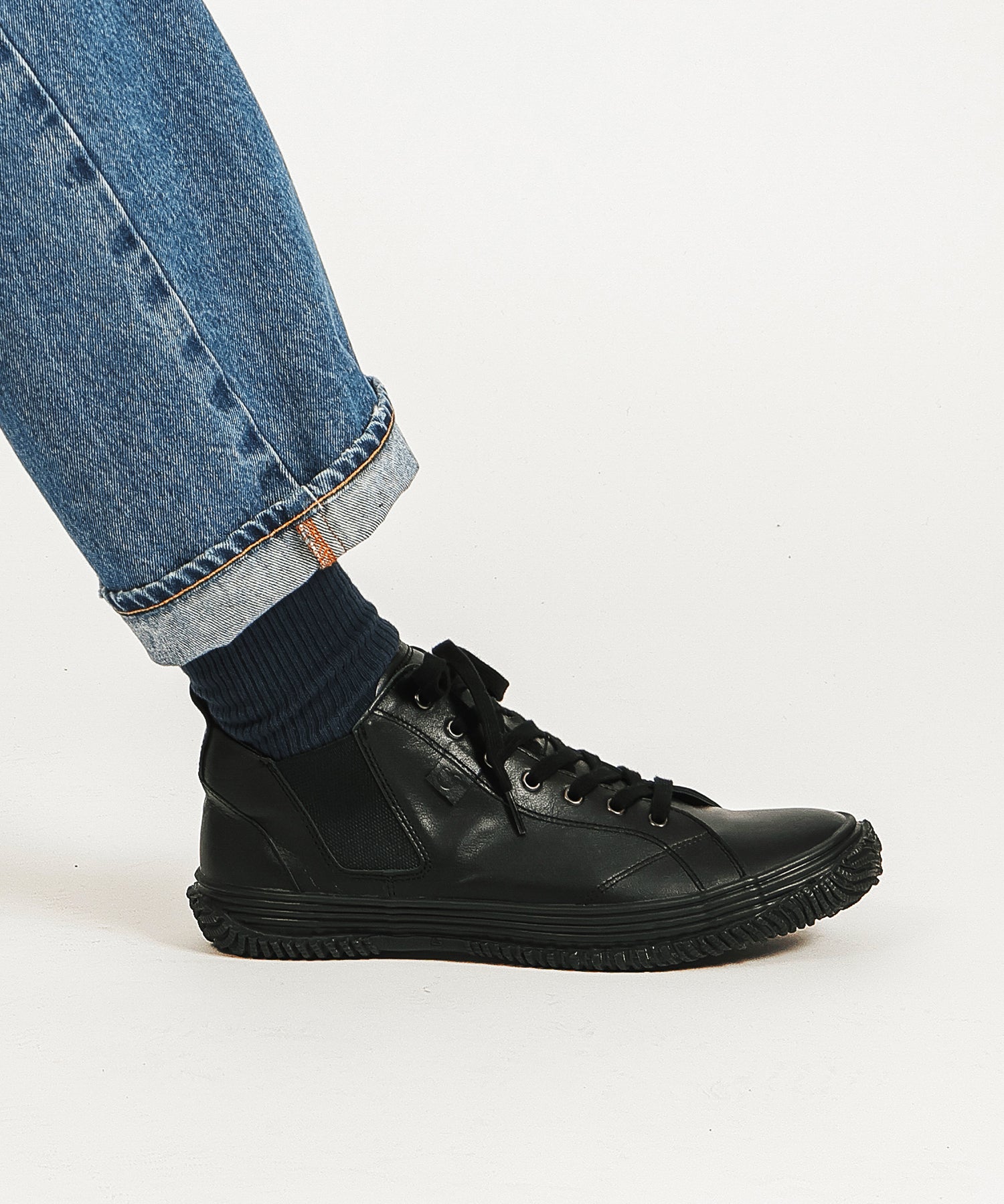 SP-442 Black/Black - SPINGLE