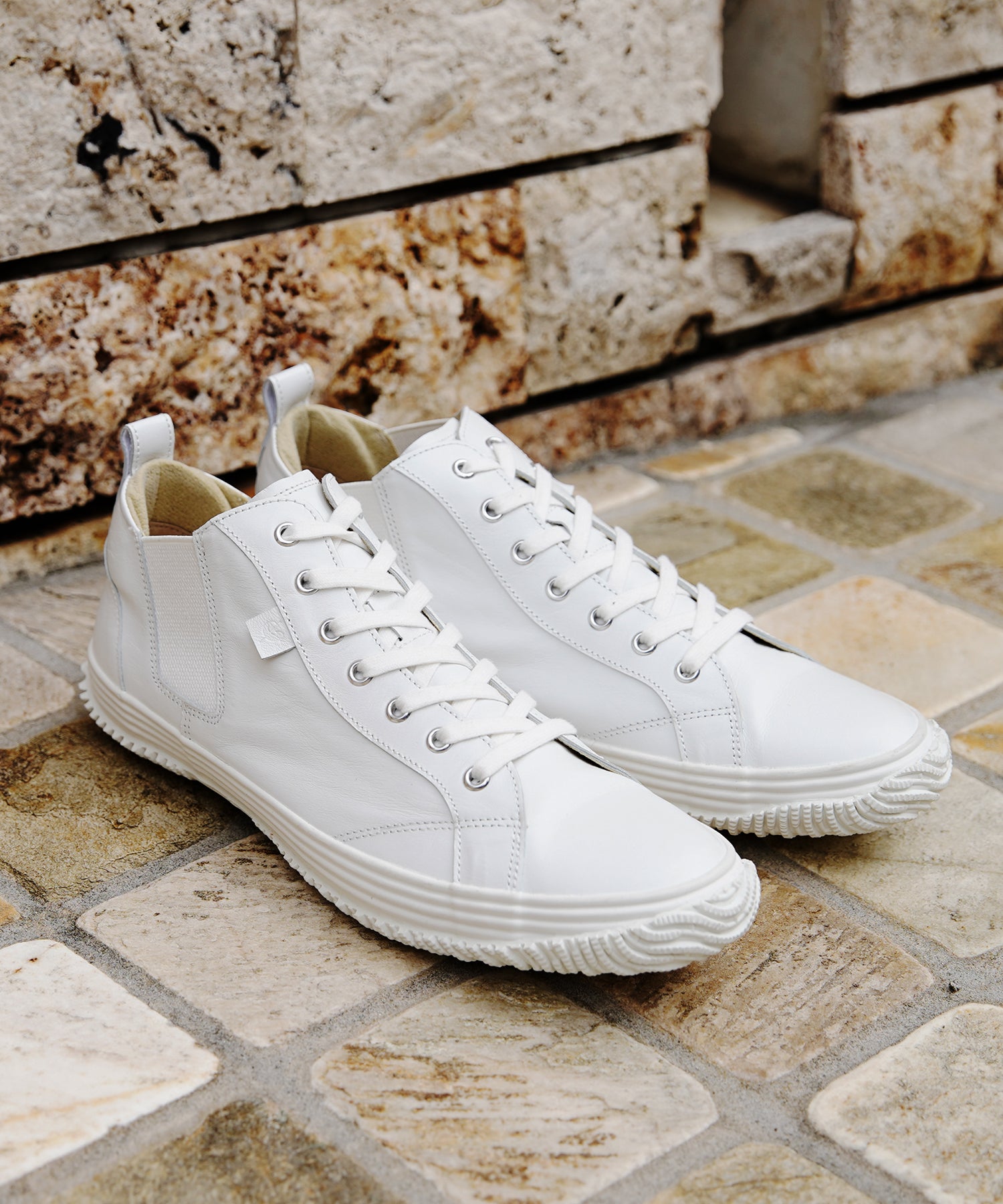 SP-442 White/White - SPINGLE