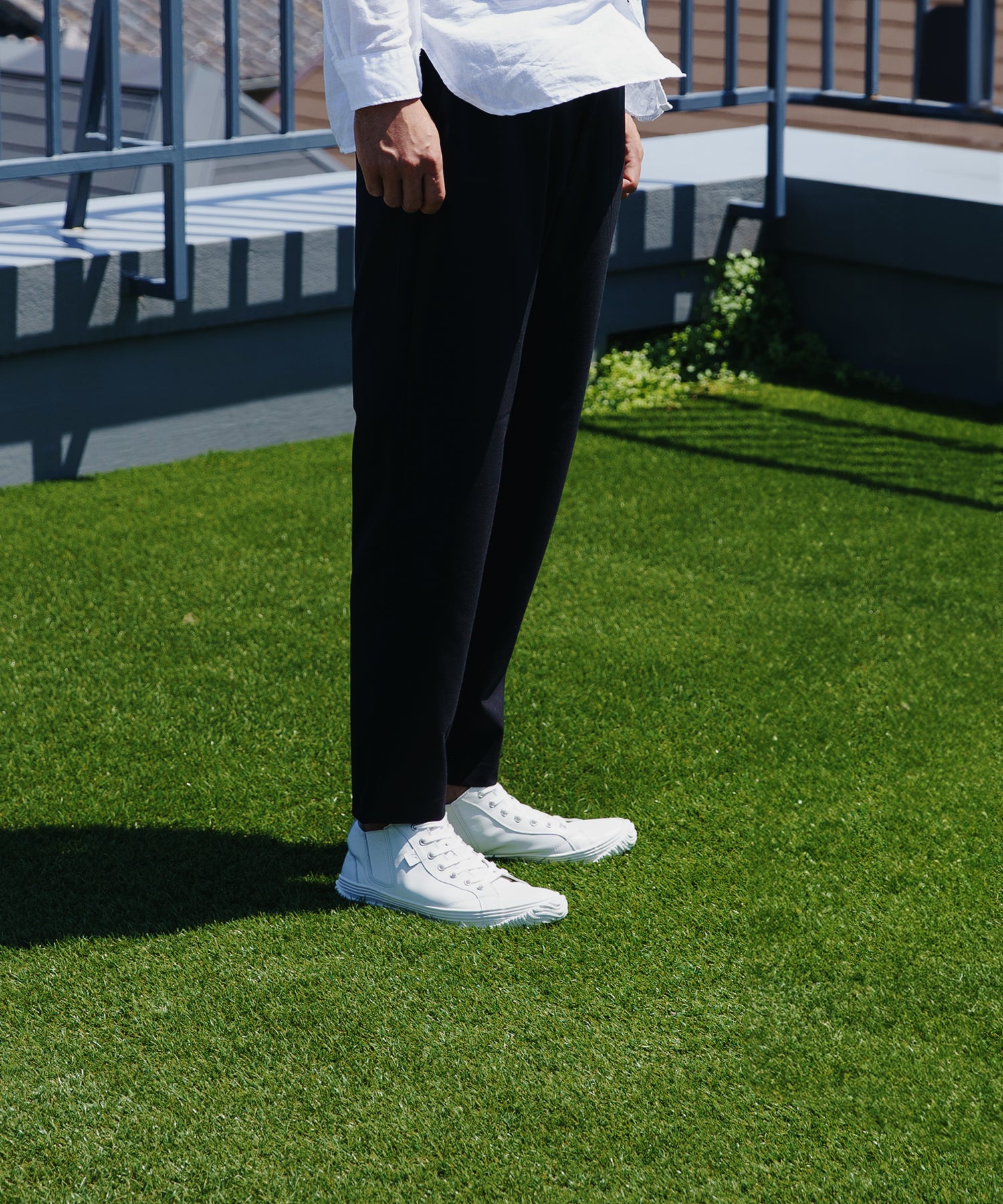 SP-442 White/White - SPINGLE