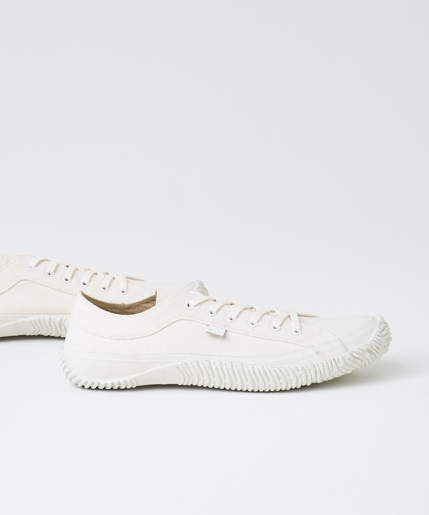 SP-1057 White - SPINGLE