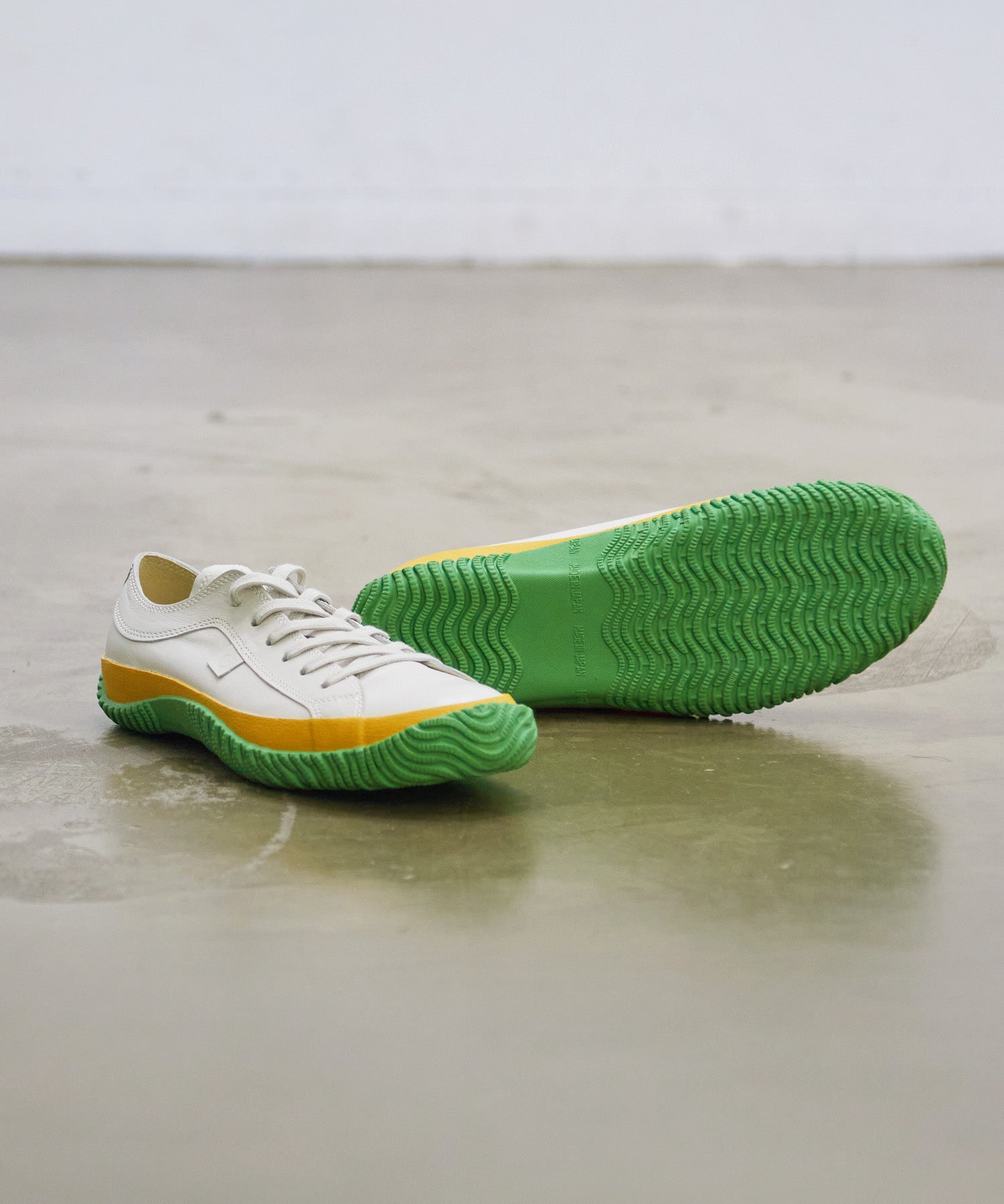 SP-110 Ivory/Green - SPINGLE