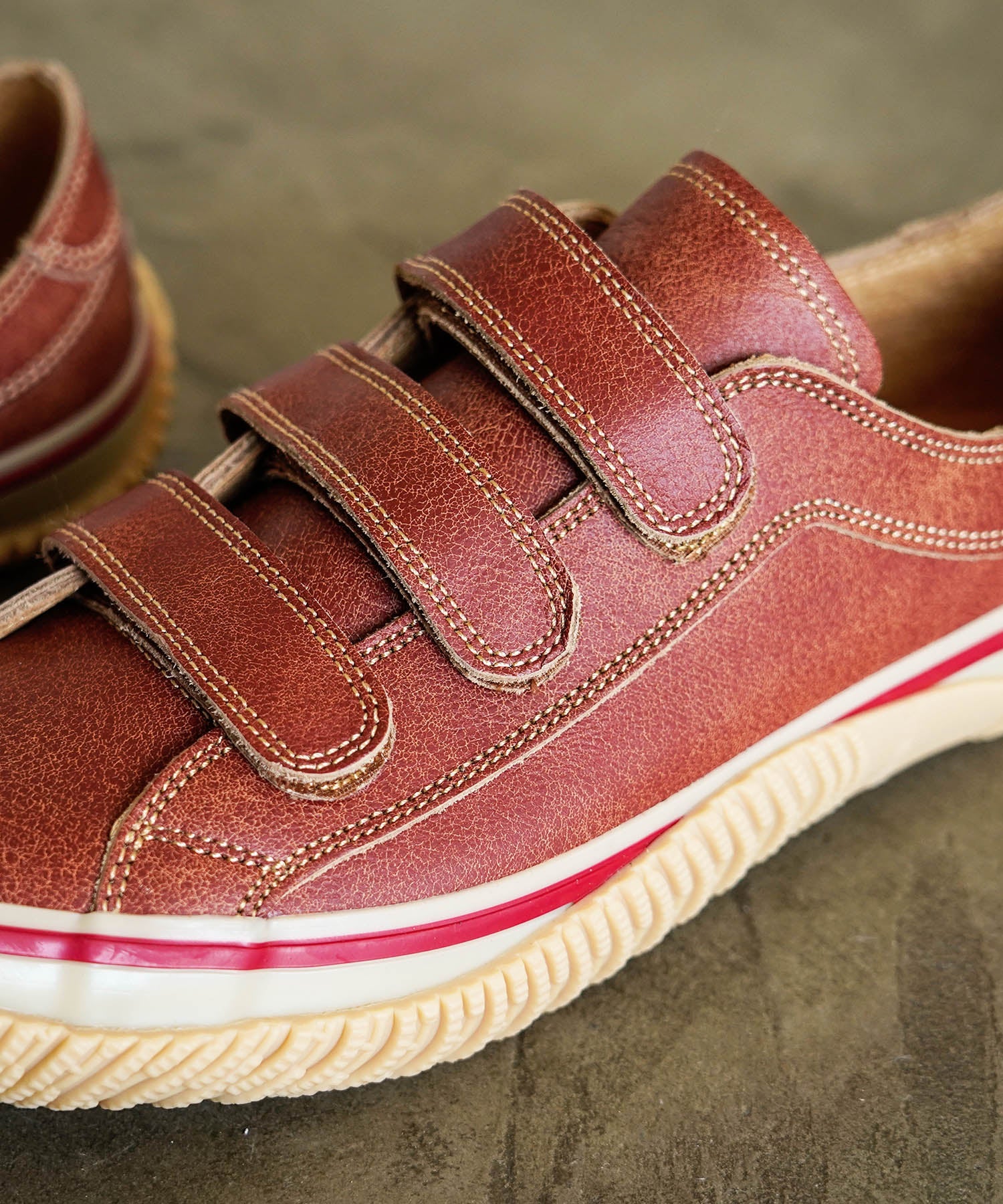 SP-211 Red - SPINGLE