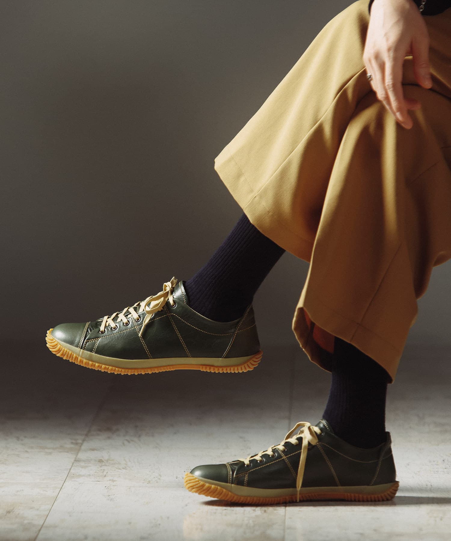 SP-272 Khaki - SPINGLE