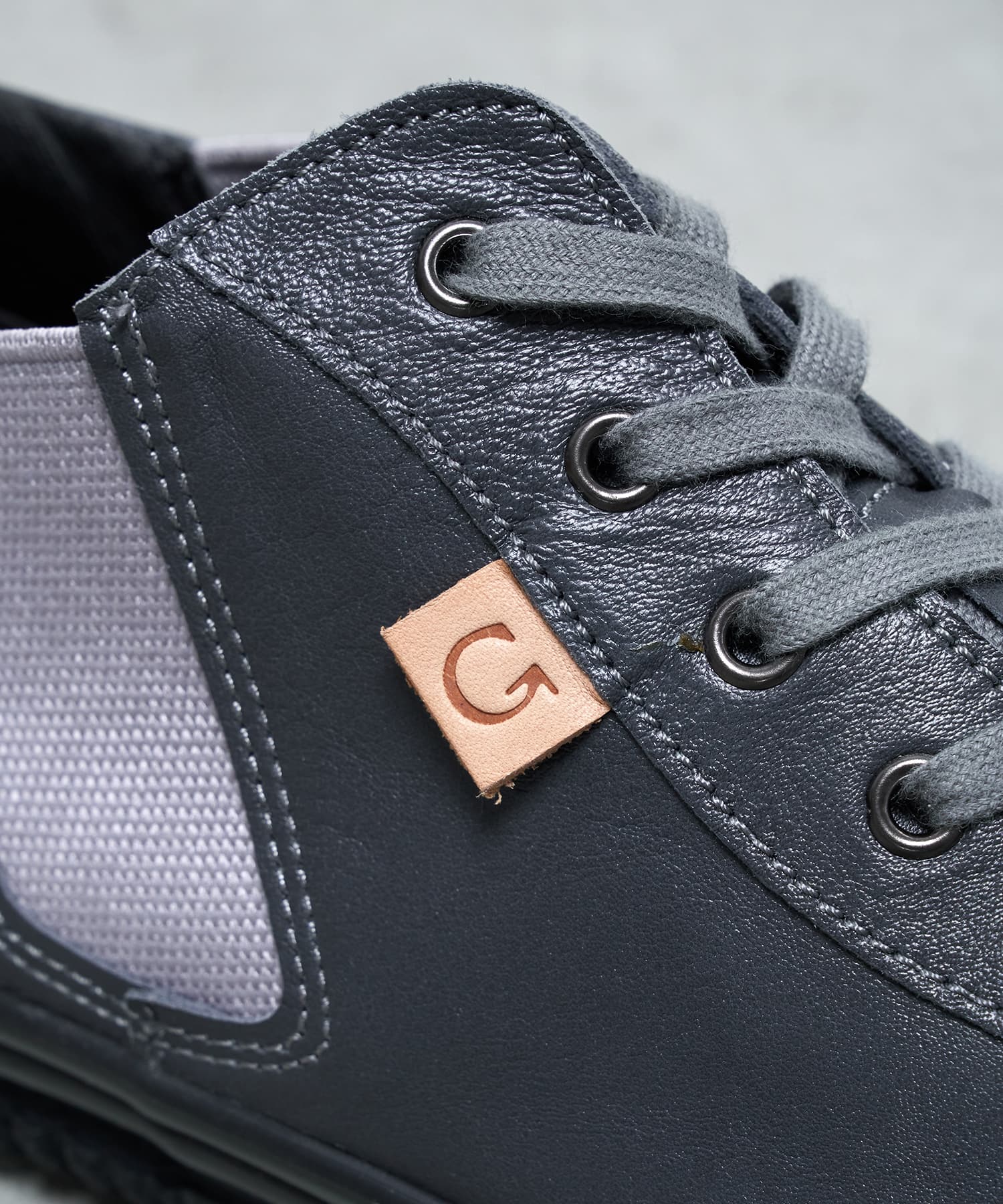 SP-442 Charcoal Gray - SPINGLE