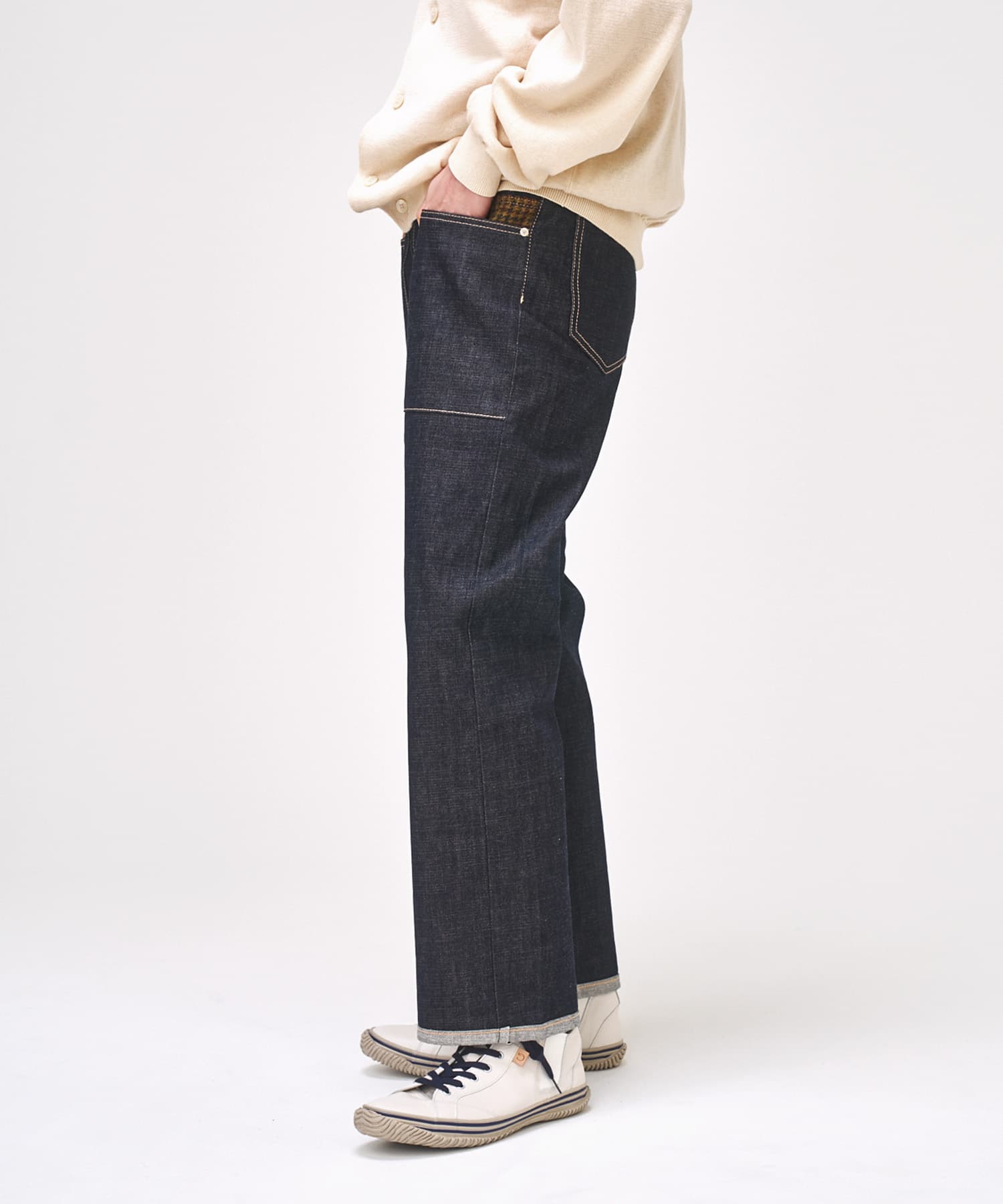 SP-442 White/Navy - SPINGLE